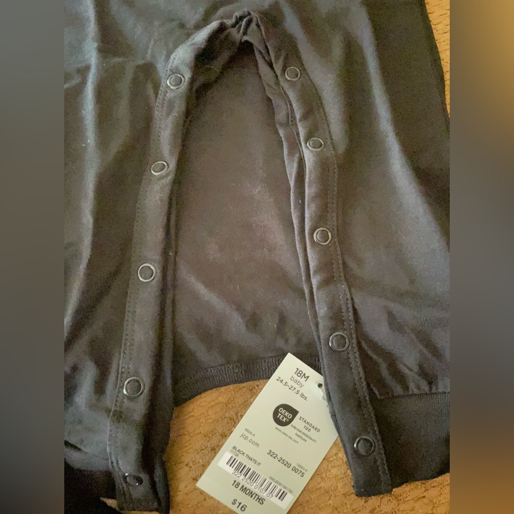 NWT baby onesie black 18 mos - That’s It I’m Calling Grandma - Picture 3 of 7